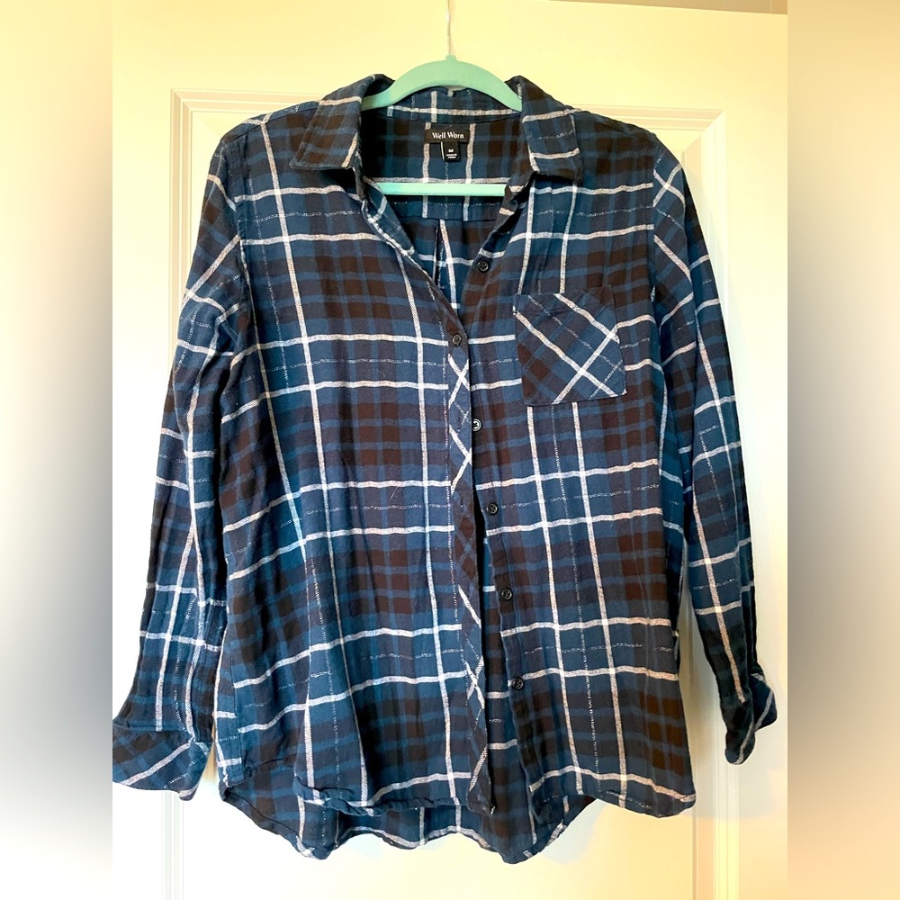 Button Up Shirt - Medium